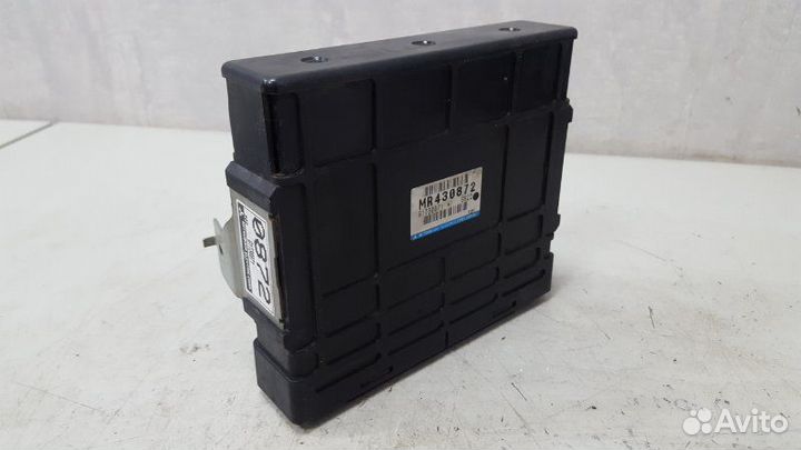 Блок управления двигателем двс эбу Mitsubishi