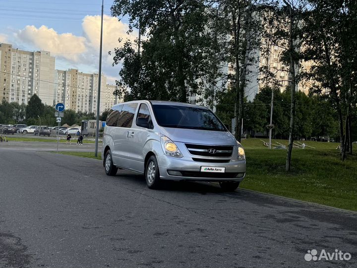 Hyundai Grand Starex 2.5 AT, 2008, 200 000 км