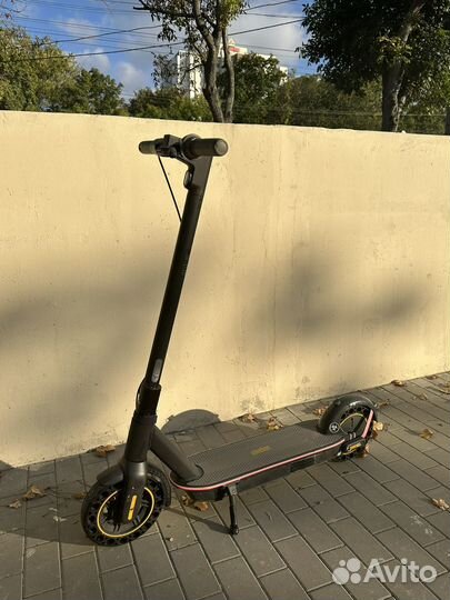 Электросамокат ninebot max g30p
