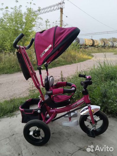 Трехколесный велосипед
