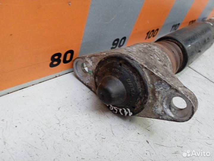 Амортизатор задний Kia Ceed 2 1.4 2014