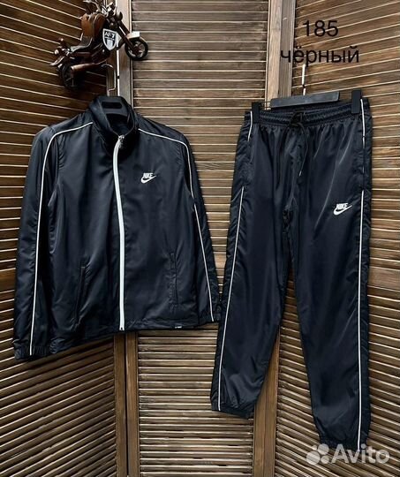 Мужской спортивный костюм Nike отличный