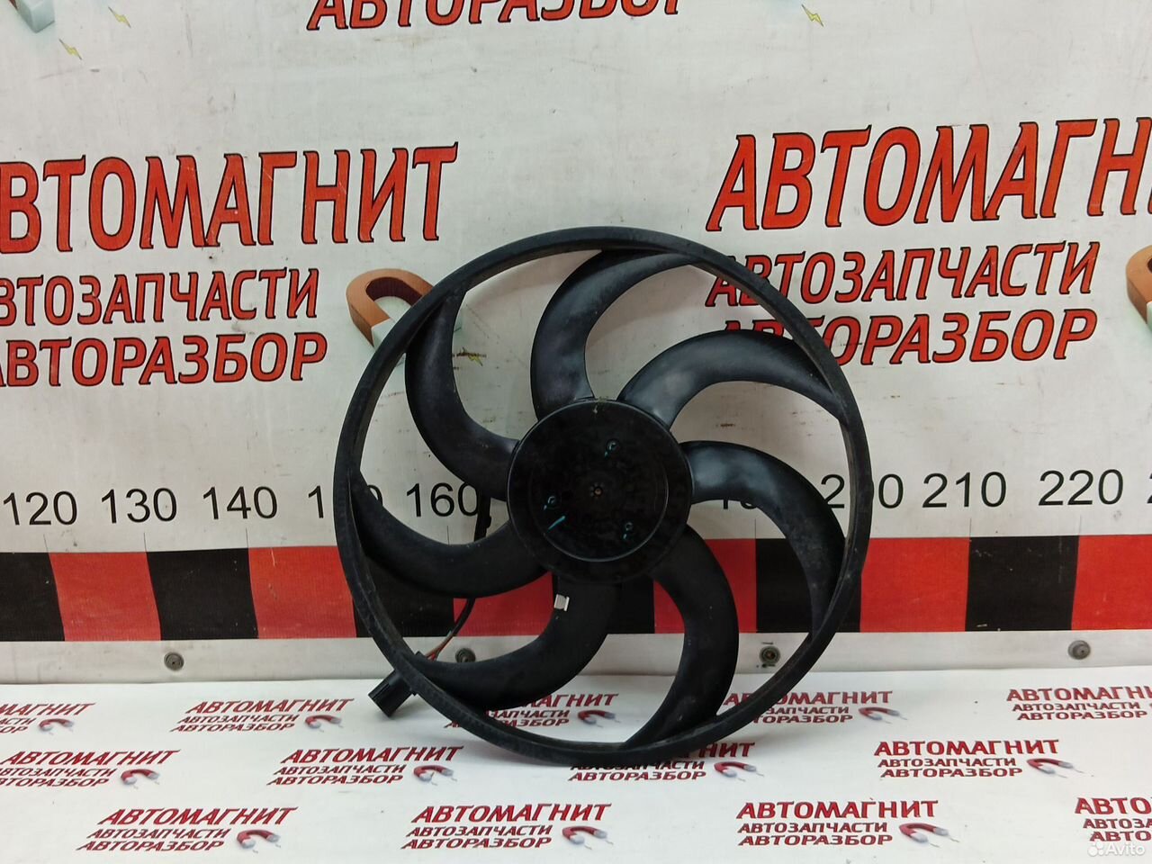 Вентилятор охлаждения двигателя Джили Атлас Про