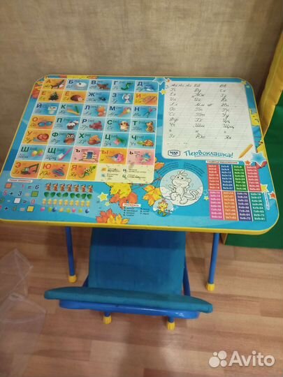 Детский стол и стул
