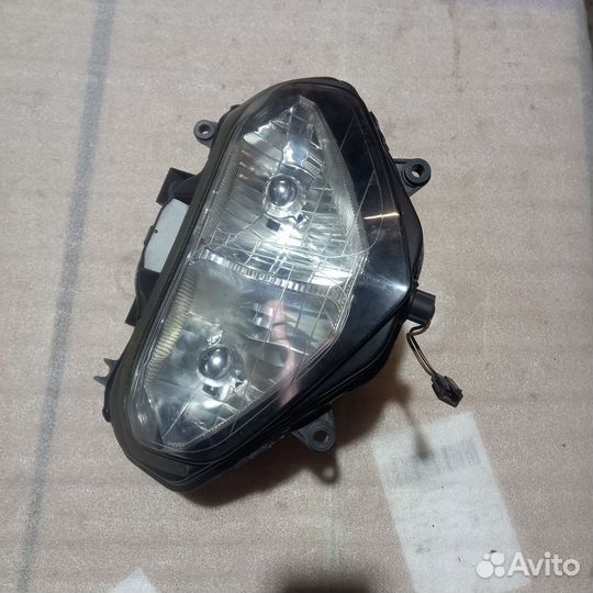 Фара Suzuki gsxr 600/750/1000 01-03