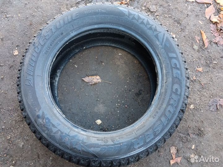 Bridgestone Ice Cruiser 7000 205/60 R16 92T