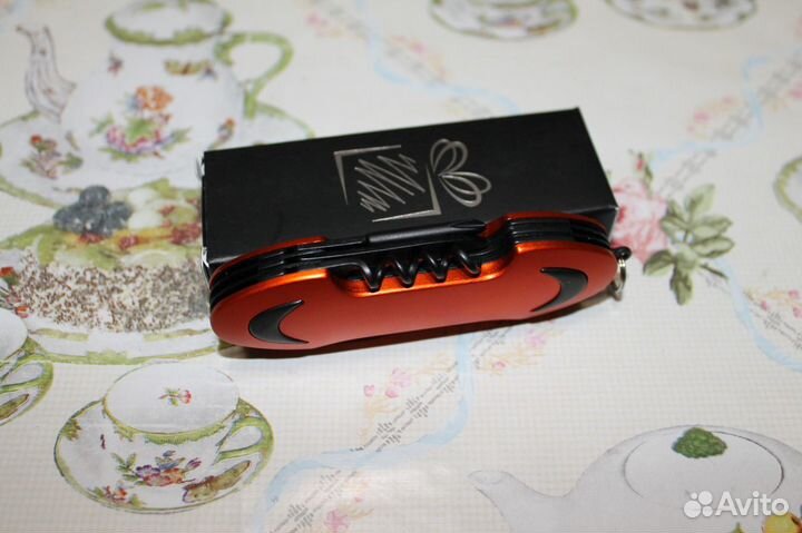 Нож складной карманный