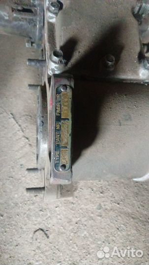 Volvo c 303.пять передач кпп