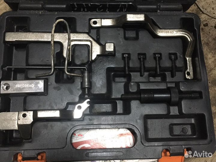 Разный инструмент для Установки грм(фиксатор фаз)