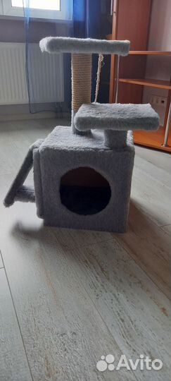 Домик для кошки с когтеточкой бу