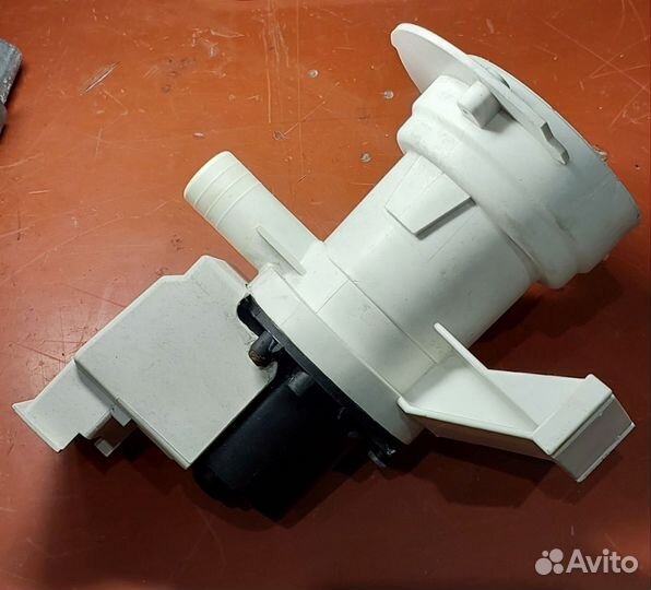 Стиральная машина Whirlpool AWE 2214/1 на запчасти