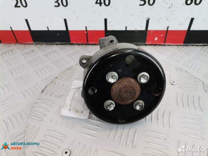 Помпа Toyota Corolla 9 (E120/E130) рест. 2005