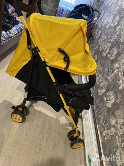 Прогулочная коляска трость