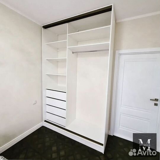 Шкаф с антресолью