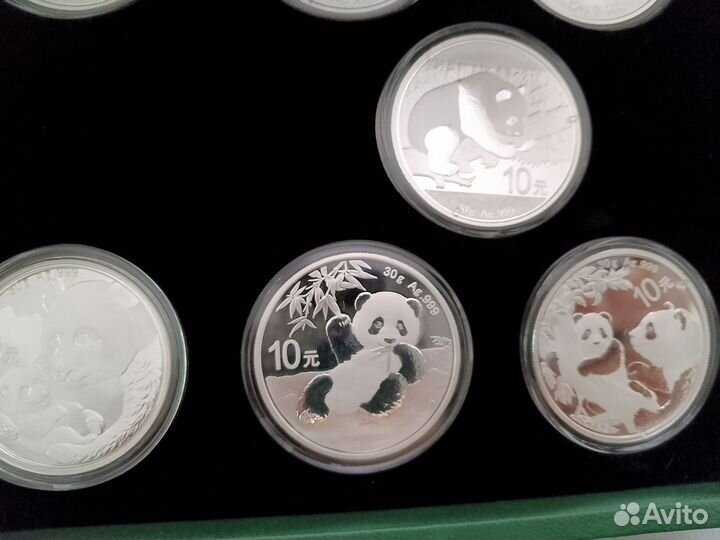 Монеты серебро 999пр.