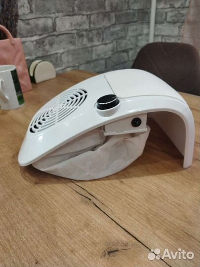 Маникюрный пылесос