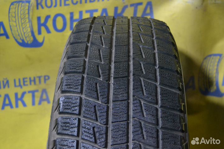 Bridgestone Blizzak Revo1 215/65 R16