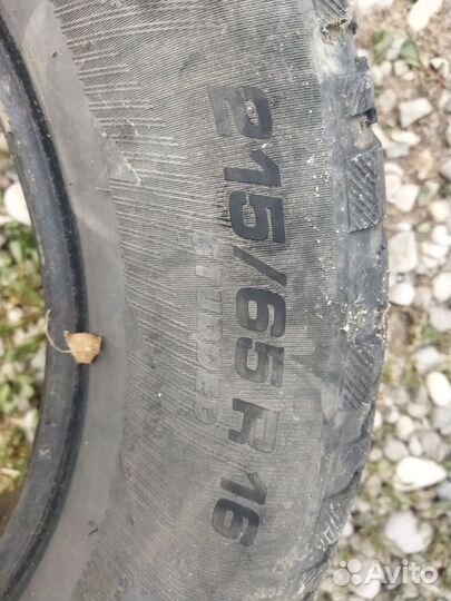 Michelin X-Ice North 3 215/65 R16