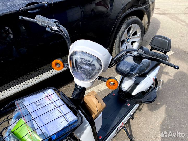 Электроскутер Golden Eagle