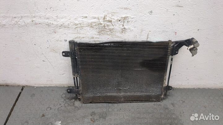 Радиатор кондиционера Volkswagen Tiguan, 2011