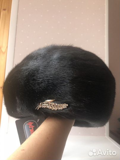 Черный норковый берет. Новый