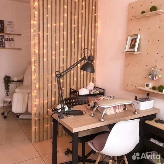 Вакансия мастер маникюра