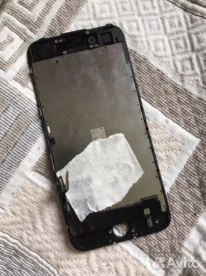 Дисплей на iPhone 7