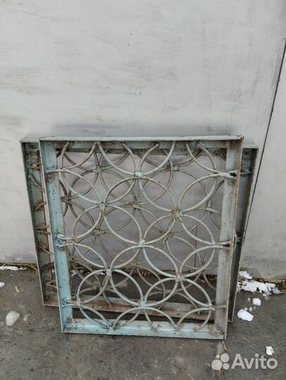 Металлические решетки на окна