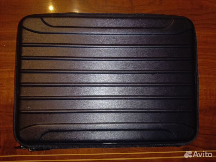 Кейс сумка для нетбука 14 дюймов. dicom