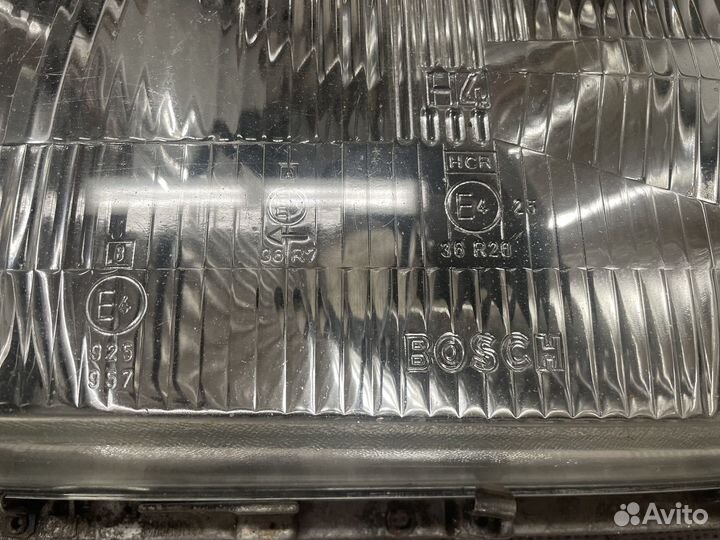 Фара правая Mercedes-benz W116 S Class 1305620144