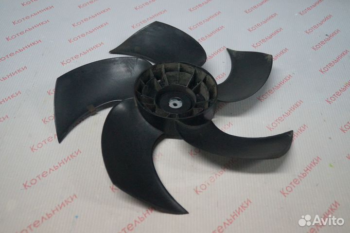 Nissan 21481-AV700 Крыльчатка вентилятора