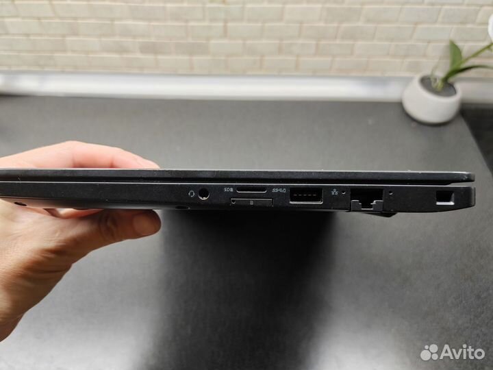 Ноутбук Dell latitude 7280