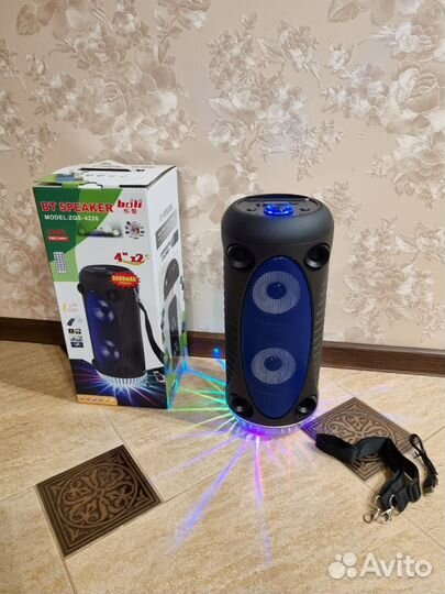 Блютуз колонка с радио