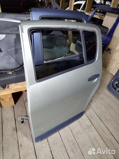 Дверь задняя левая Renault Sandero 1