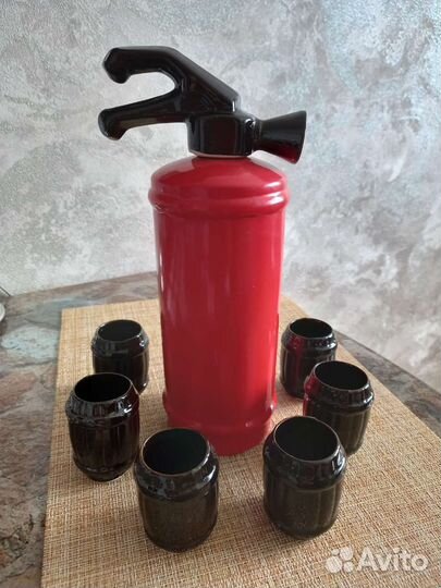 Набор новый (бутылка и стопки)