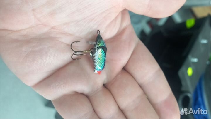 Воблер бронзовка