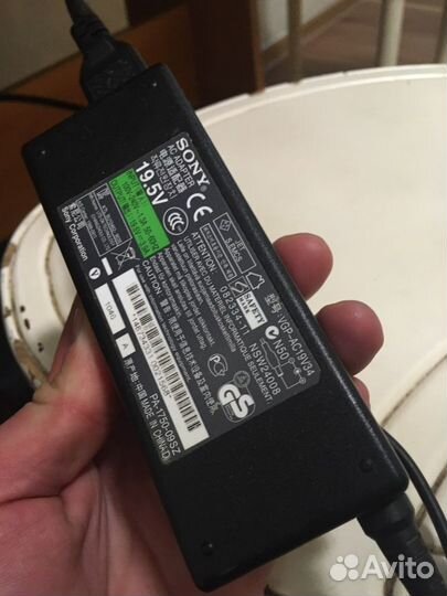 Оригинальные Зарядные для ноутбуков