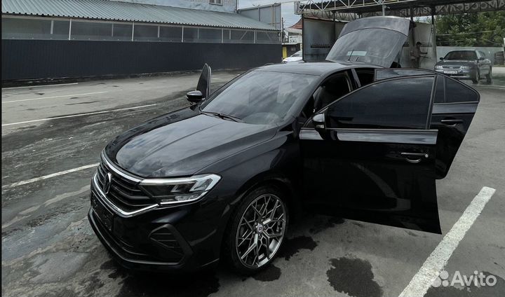 Volkswagen polo r17 5-100 hre ff10 hyper