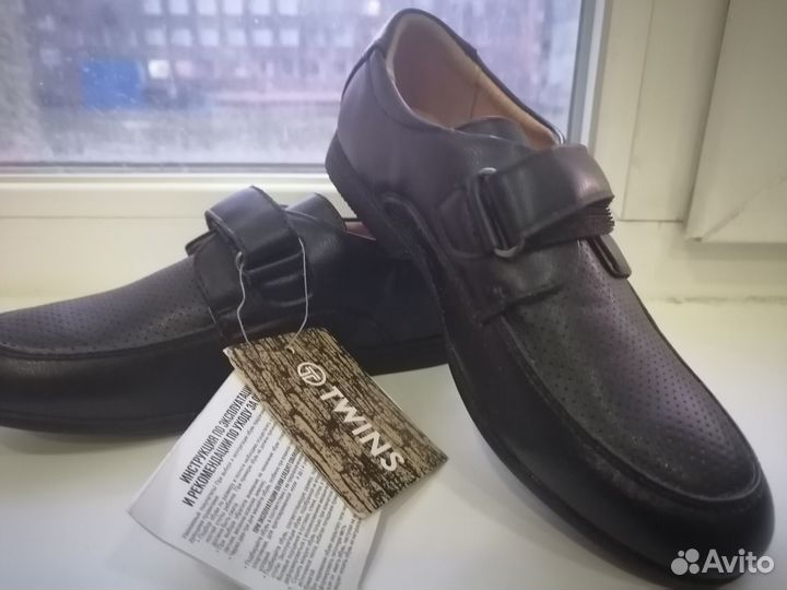 Туфли новые школьные