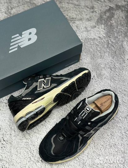 Удобные New Balance 1906