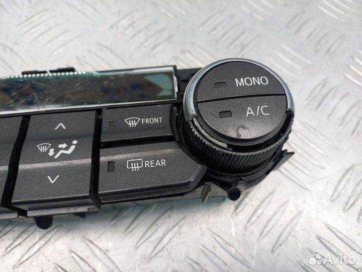 Блок управления печкой Toyota Rav 4 XA40 2.0