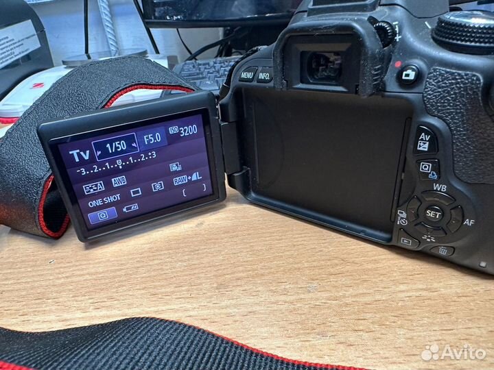 Фотоаппарат Canon EOS 600D+Canon EF 50mm f/1.8 II