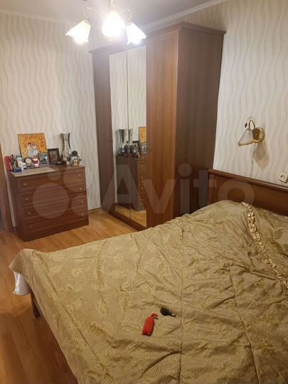 3-к. квартира, 71 м², 1/10 эт.