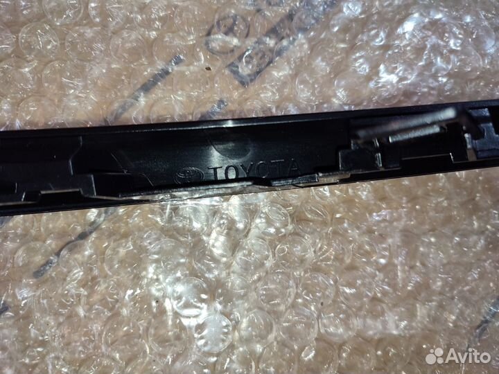Молдинг бампера Toyota Camry 2021