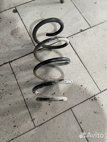 Пружина переднего амартизатора форд фокус 3,рест