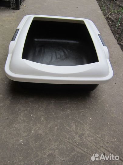 Лотки для кошек, пуходёрка,расчёска,миски,лопатки