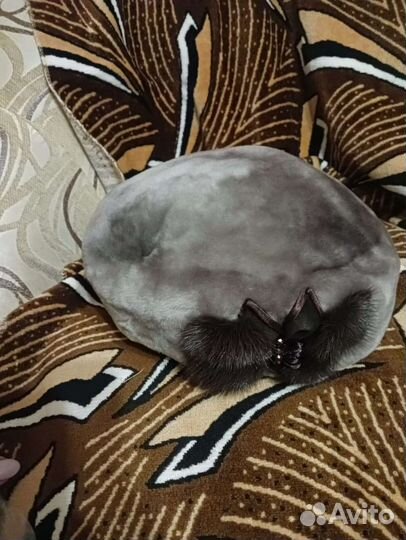 Берет женский зимний