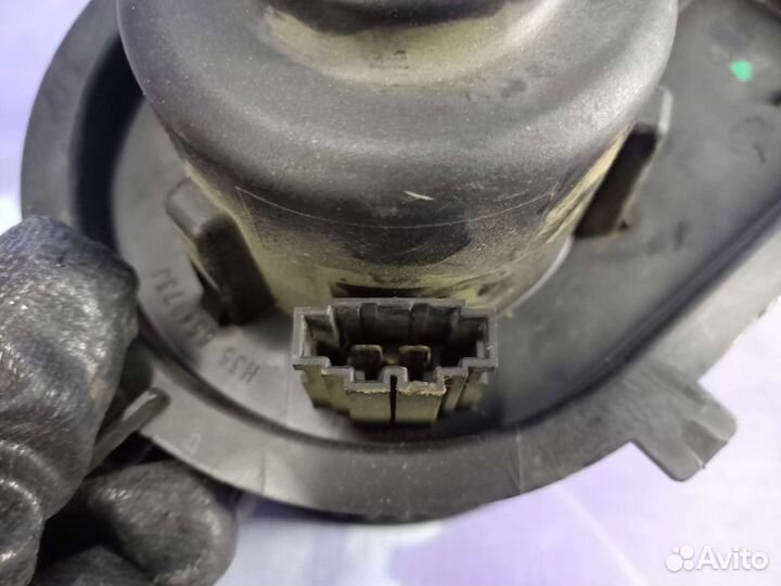 Мотор отопителя/печки Volkswagen Bora/Golf 4