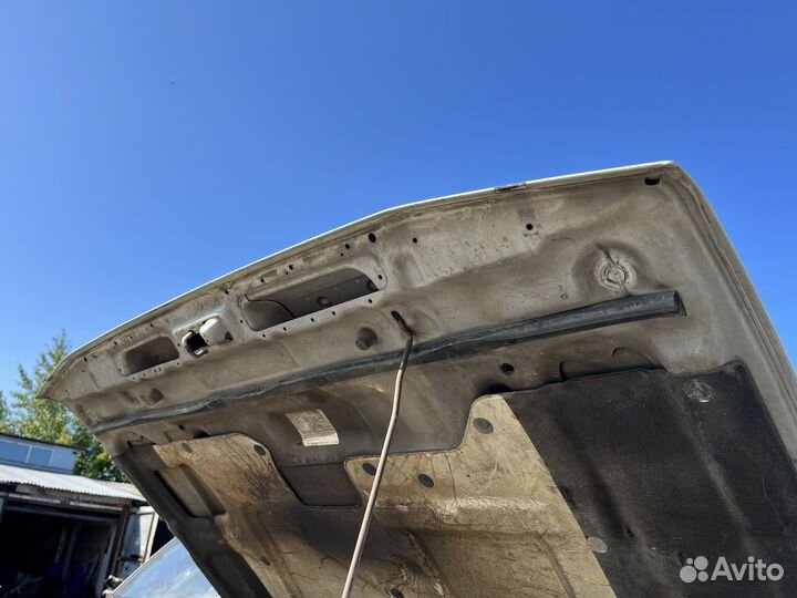 Капот mitsubishi pajero 2