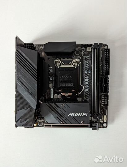 Gigabyte B560I aorus PRO AX